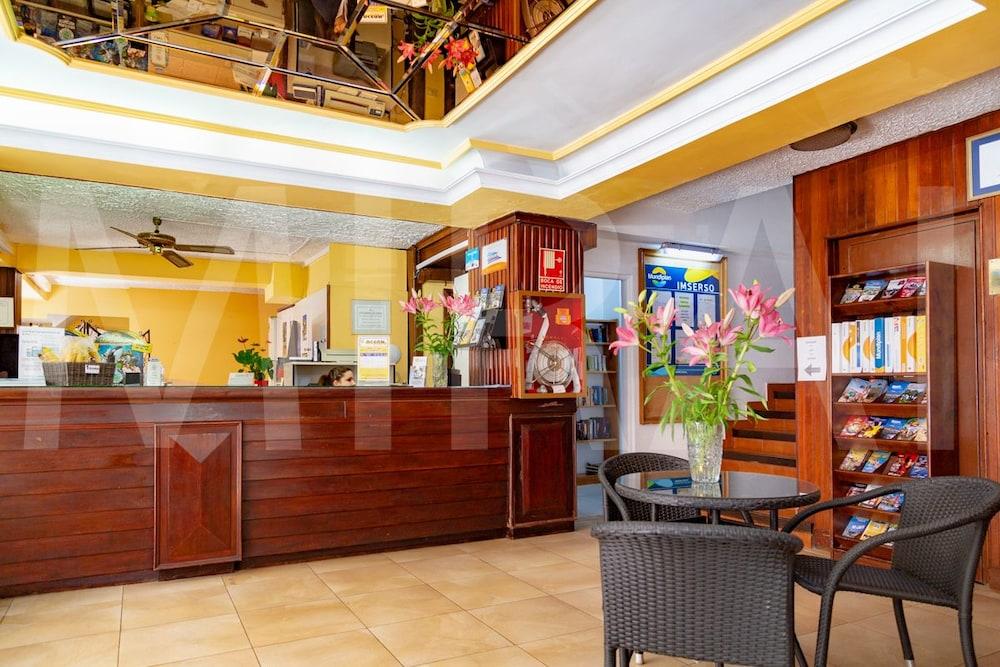 Apartamentos Park Plaza بويرتو ذي لا كروز المظهر الخارجي الصورة