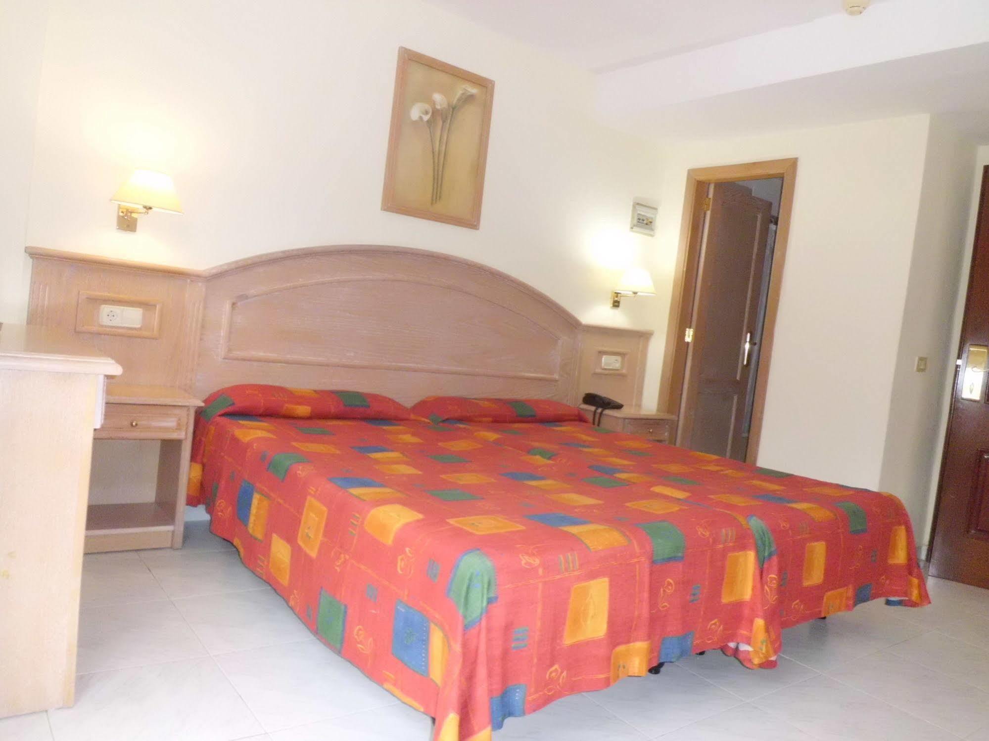 Apartamentos Park Plaza بويرتو ذي لا كروز المظهر الخارجي الصورة