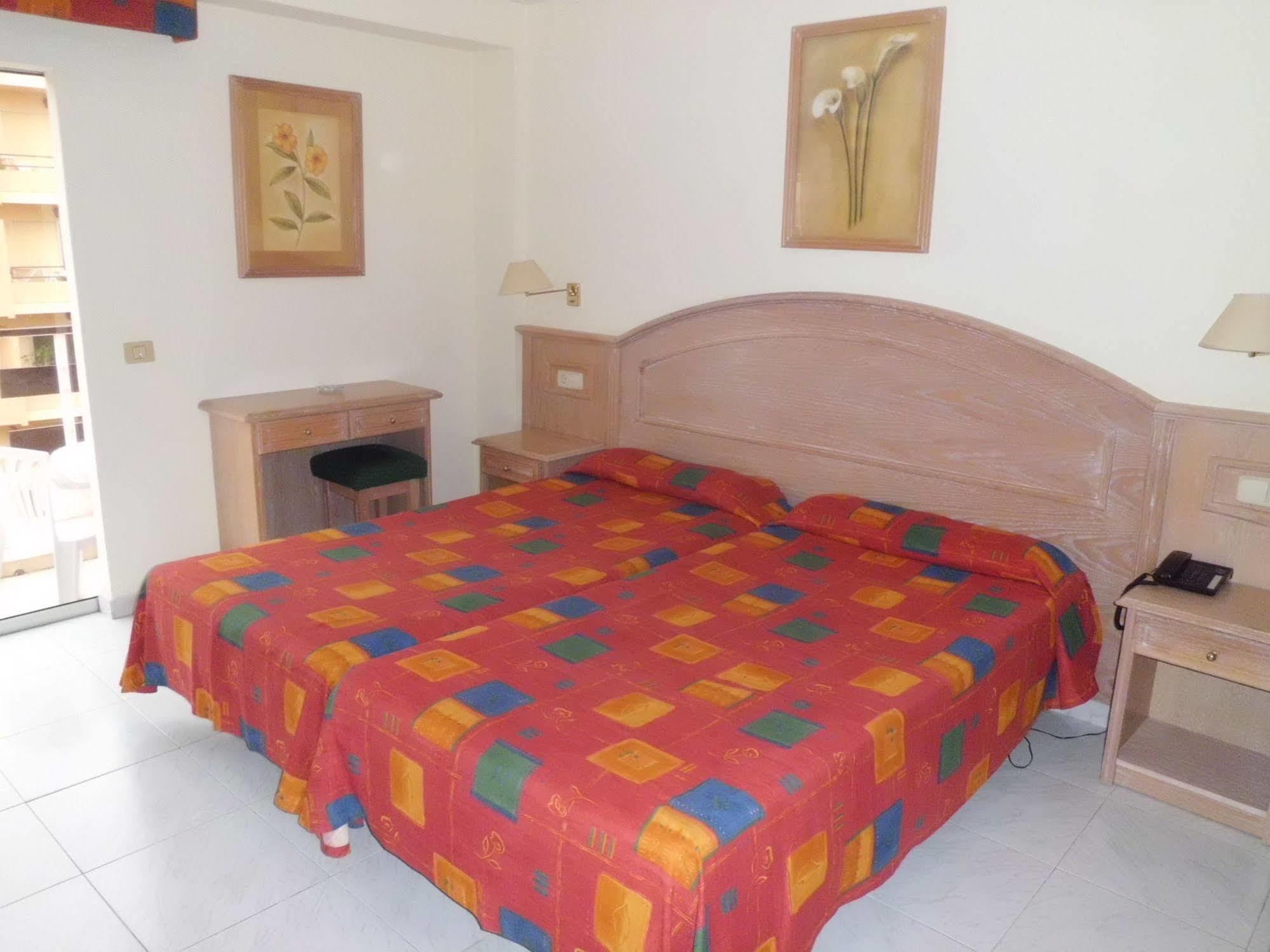 Apartamentos Park Plaza بويرتو ذي لا كروز المظهر الخارجي الصورة